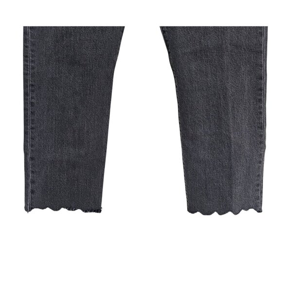 Women's - Levi's 501 High Rise Straight Leg Cropped Jeans, Size 28 x 26 - Picture 4 of 9